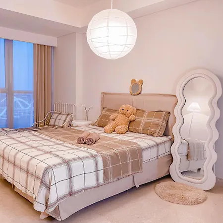 Gold Coast Pik Apartments By Host Jess Jakarta Exterior photo