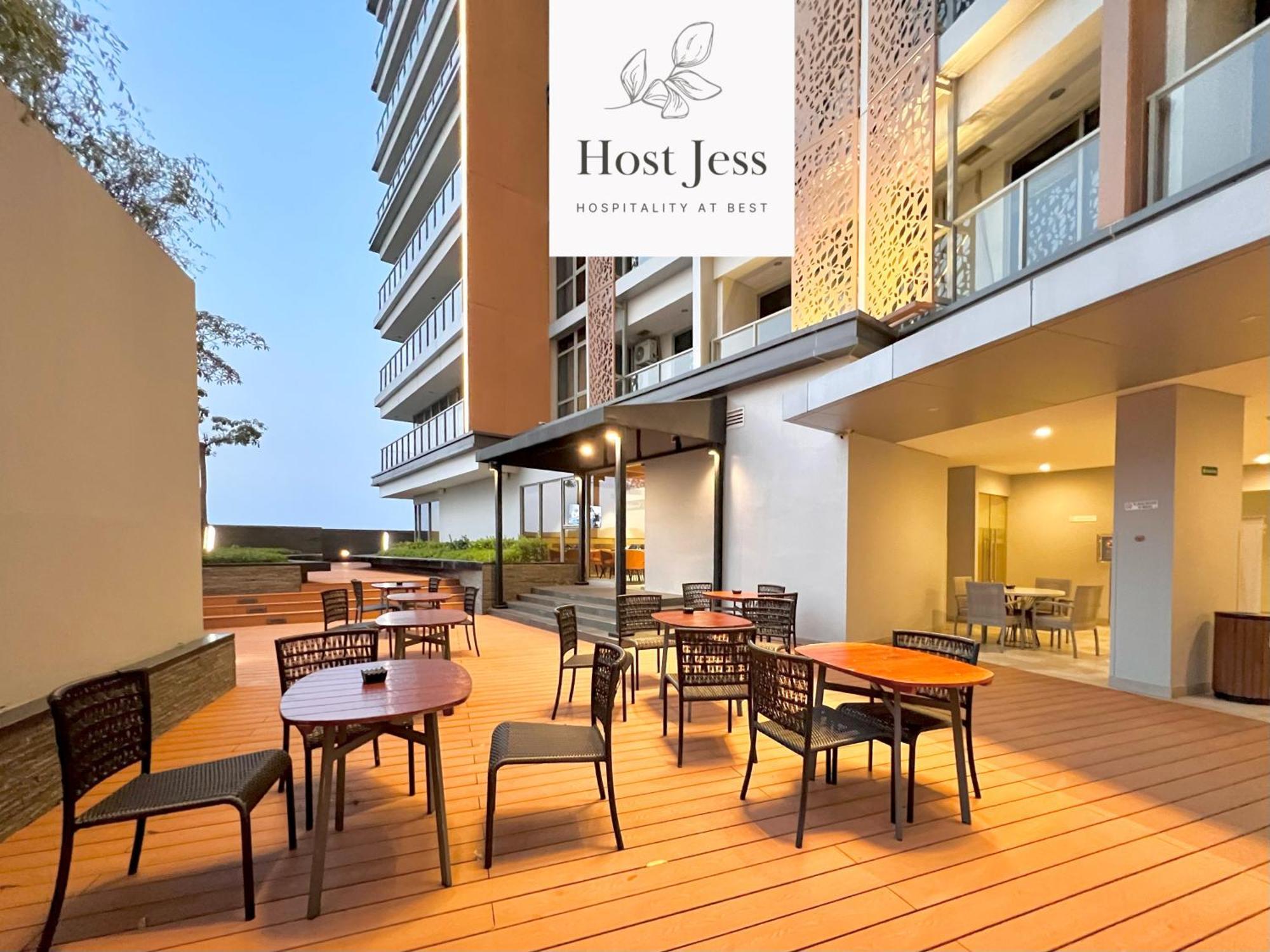 Gold Coast Pik By Host Jess Apartment Jakarta
